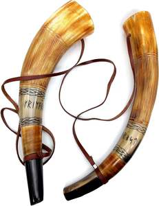 Corne à boire viking la plus vendue avec support en cuir, corne à vin rare et antique en corne de buffle à vendre - Product Image 1