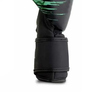 Guantes de Boxeo Profesionales Hechos con Cuero Genuino de Vaca, para Entrenamiento y Combate, con Cierre de Gancho y Bucle, con Logotipo Personalizado - Product Image 3