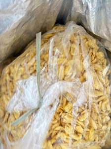 Chips de banane séchées, collation de fruits tropicaux, qualité supérieure, tranches de banane croustillantes, vente en gros, fabricant, prix d'usine compétitif - Product Image 2