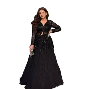 Travail de broderie de vêtements de fête Navratri de couleur noire Lehenga Choli avec Dupatta lehenga choli de Surat Online Mart - Product Image 1