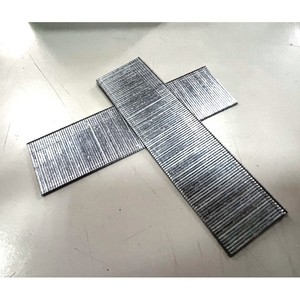 Clavos para clavadora APLUS F35-5000, calibre 18, vástago de 35 mm, cabeza lisa de 10x1.2 mm, galvanizados de 1.9 mm - Product Image 4