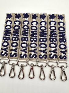 พวงกุญแจลูกปัดทำมือแบบกำหนดเอง สายคล้องข้อมือแบบมีอักษรย่อส่วนตัว จี้กระเป๋าสำหรับผู้หญิงและเด็กผู้หญิง น้ำหนักเบา อุปกรณ์ตกแต่งกระเป๋า DIY - Product Image 4