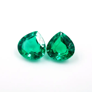 Esmeralda Colombiana Cultivada en Laboratorio, Corte Corazón de 3.90 Quilates, 8x8 mm, Marca HAYAAT GEMS para Joyería - Product Image 1