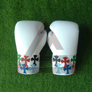 Nuevos Guantes de Boxeo Profesionales Winning Pro Fight de Color Blanco, Guantes de Boxeo Personalizados con Diseño Chrome Heart, Hechos con Cuero Genuino - Product Image 6