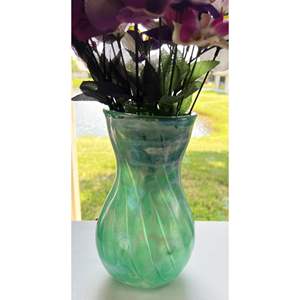 Handmade Resin <b>Vase</b> for Decorative Use - Product Image 6