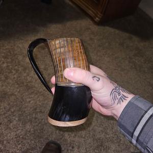 Mug authentique fait main en corne de buffle, verre à boire en corne naturelle pour bière/ale/médicament. Cadeaux d'affaires écologiques vintage - Product Image 1