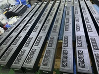 OIT 24 ports C19 16A chaque prise PDU 240v 415v compteur numérique intelligent IP PDU unité de distribution d'alimentation intelligente