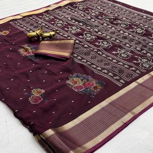 Sari en soie pure Rangoli avec de magnifiques motifs Butti et une bordure tissée dorée, sari élégant pour les occasions festives - Product Image 1