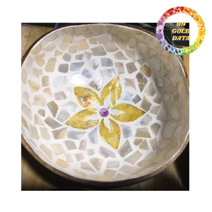 Cuenco artesanal de concha de coco y nácar para centros de bienestar, hoteles boutique y tiendas de regalos - Product Image 2