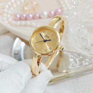 Montre de luxe pour femme, édition limitée, analogique à quartz, bracelet et boîtier en alliage, style affaires - Product Image 1