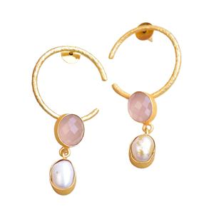 Boucles d'oreilles pendantes en laiton tendance, perles d'eau douce, faites à la main, plaqué or 18 carats, vente en gros - Product Image 2