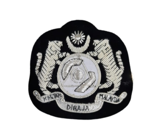 Parches Bordados a Mano Personalizados con Hilo Metálico, Diseño de Corona Real, Bordado 3D, Parches Dorados, Insignias de Moda para Uniformes y Lona - Product Image 2
