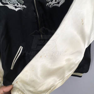 Vêtements de mode streetwear de créateur, veste Sukajan en satin premium avec broderie douce pour un style tendance - Product Image 4