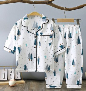 Pyjama d'été pour filles, imprimé dessin animé, manches courtes, ensemble de vêtements de nuit boutonnés, couleurs rose, bleu, blanc - Product Image 4