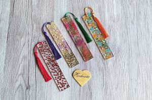 Marcapáginas Decorativo de Resina con Hojuelas Doradas, Personalizado con Nombre, Estilo Art Deco, Regalo Personalizado para Estudiantes y Profesores - Product Image 4