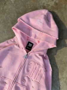 Ensemble survêtement unisexe personnalisé avec sweat à capuche double superposé effet vieilli et pantalon de survêtement large à imprimé en relief - Product Image 6