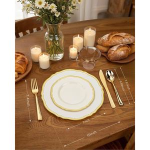 Set di Stoviglie in Plastica Avorio e Oro 350 Pezzi, Decorazioni per Tavola da Festa, Include 50 Piatti Piani, 50 Piattini da Dessert, 50 Bicchieri - Product Image 3