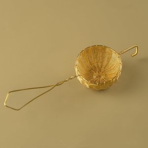 Infusor de Té de Hojas Sueltas de Latón Dorado con Asas Largas para un Mejor Té de Curio Craft - Product Image 6