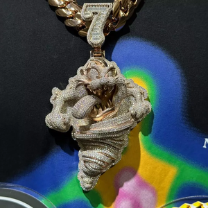 CONCEPTION Bijoux Hip Hop en Argent Sterling 925, Pendentif Chaîne Personnalisé avec Design Animal 3D et Moissanite - Product Image 2