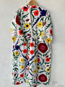 Nueva Colección de Ropa para Mujer, Camisones de Lujo de Invierno con Bordado Suzani, Estampado de Seda/Algodón, Manga Larga, Disponibles al por Mayor - Product Image 3