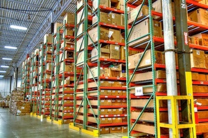 Chúng tôi tiêu chuẩn Teardrop uprights kho Kệ hệ thống Pallet Rack hệ thống kho bước chùm Dung lượng lưu trữ Kho Giá - Product Image 6