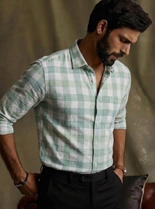 Camisa Casual de Algodón para Hombre Enovate, Diseño a Cuadros Pistacho Pálido, Manga Larga, Cuello Clásico, Transpirable, Estilo Primavera - Product Image 2