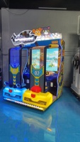 Mesin Arcade Balap Mobil Kembar Kucing dan Tikus, Koin, 2 Pemain, Simulator Mengemudi Kartun, Video Game
