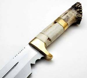 Outil utilitaire d'extérieur en acier à lame fixe, fabriqué à la main, avec manche en bois de cerf - Product Image 6