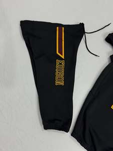 Uniformes de Fútbol Americano para Adultos 2026 de la Más Alta Calidad, Diseño Personalizado, Impresión por Transferencia de Calor, Jersey de Tela Twill Integrada - Product Image 2