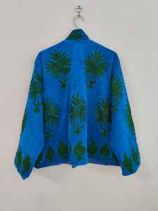 Chaqueta Corta de Terciopelo Bordada a Mano con Ojo Turco, Reversible y Ecológica, Estilo Bohemio Hippie Vintage - Product Image 6