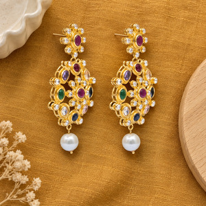 Pendientes de cadena larga chapados en oro con piedra azul aguamarina y perlas de imitación, joyería nupcial pakistaní, venta al por mayor de fábrica. - Product Image 4