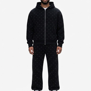 Nouveautés : Survêtement à capuche noir imprimé à pois pour homme avec logo personnalisé, manches longues, fermeture éclair, pantalon décontracté avec poches latérales, idéal pour l'automne - Product Image 1