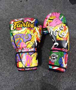 นวมชกมวยไทย Fairtex รุ่น CP-BG-249 หนังวัวแท้ พิมพ์ลายดีไซน์ใหม่ ปรับแต่งได้ตามต้องการ หลายสี - Product Image 2