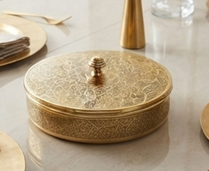 Boîte à épices ronde en métal de qualité supérieure avec couvercle floral et 6 compartiments pour le rangement des épices dans la cuisine - Product Image 3