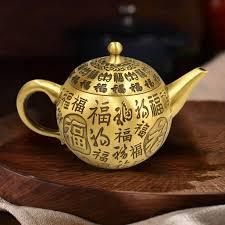 Théière traditionnelle chinoise en métal avec couvercle et poignée, design doré avec motifs, idéale pour les cadeaux - Product Image 6