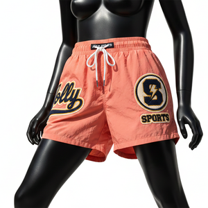 กางเกงว่ายน้ำผู้หญิง ผ้าไนลอนทาสลันคุณภาพสูง 110 GSM สีพีชสำหรับฤดูร้อน พร้อมโลโก้ปัก - Product Image 1