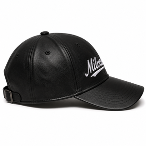 Casquette de baseball en cuir véritable brodée avec logo personnalisé |   Casquette snapback en cuir véritable de qualité supérieure avec dos réglable |   Casquette à 6 panneaux - Product Image 3