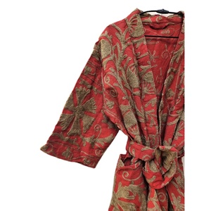 Kimono de Algodón Indio, Elegante Abrigo con Cinturón, Bordado a Mano con Diseño Floral Suzani, Clásico de Lujo con Bolsillo Frontal, Termostático para Invierno - Product Image 4