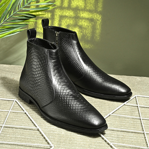 Bottes Chelsea noires à motif crocodile pour hommes, bottines en cuir véritable, bottes habillées à enfiler avec bout rond et semelle en caoutchouc - Product Image 1
