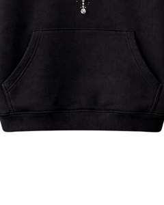 Sudadera con capucha negra de tejido grueso con diseño de telaraña de diamantes de imitación, estilo oversize, con bolsillo canguro, personalizada, de fabricante de ropa urbana - Product Image 3