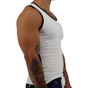 เสื้อกล้ามออกกำลังกายคอกลมปรับแต่งได้ ผ้ายืดอีลาสเทนคุณภาพสูง ผลิตโดยผู้ผลิต OEM สีพื้น แห้งเร็ว - Product Image 2