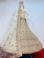 Nouvelle collection Twinkle : 5 modèles de lehenga semi-cousus brodés de pierres Jarkan, avec longue blouse, 10 options colorées, style indien