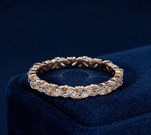 Anillo de Eternidad de Lujo SHIVPATH con Diamante Cultivado en Laboratorio, Corte Marquesa, Oro de 14K |   Anillo de Compromiso Apilable |   Conector Compartido - Product Image 4
