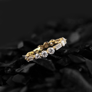 แหวนเพชรทรงกลมและทรงบาแกตต์ เพาะเลี้ยงในห้องปฏิบัติการ วงแหวนทองคำขาว 14K สำหรับงานแต่งงาน แหวนแบบซ้อนได้ แหวนวันครบรอบ ผู้จำหน่ายขายส่ง - Product Image 1