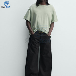 Esta camiseta verde extragrande de primera calidad está hecha de algodón 100% de alta densidad para un tacto suave, duradero y cómodo. - Product Image 5
