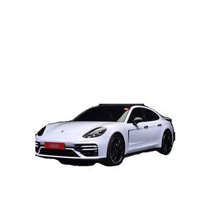 Panamera 4.0 GTS 2023 con Volante a la Izquierda, Asientos de Cuero, Techo Panorámico, Transmisión Semi-Automática, Más de 400 CV de Potencia, Cámara Trasera - Product Image 1