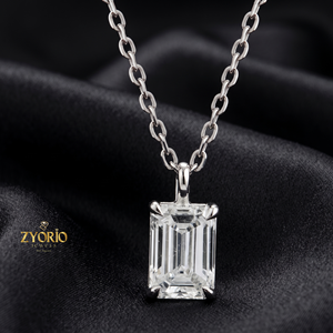 Collier pendentif chaîne à maillons en diamant de laboratoire taille émeraude 1CT VVS, en platine PT950 plaqué rhodium, tendance, quatre griffes, cadeau unisexe - Product Image 3