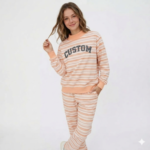 Sudadera Oversize con Cuello Alto para Mujer, Diseño Urbano Casual, Tejido Premium, Producción al por Mayor - Product Image 1
