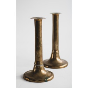 เชิงเทียนทองเหลืองแบบใหม่ ชุด 2 ชิ้น สำหรับตกแต่งบ้าน เชิงเทียนโลหะทนทาน - Product Image 6