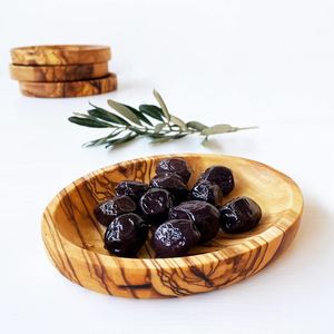 Assiette rustique en bois massif faite à la main, plateau de service pour collations, fruits, pain, desserts et table à manger - Product Image 3